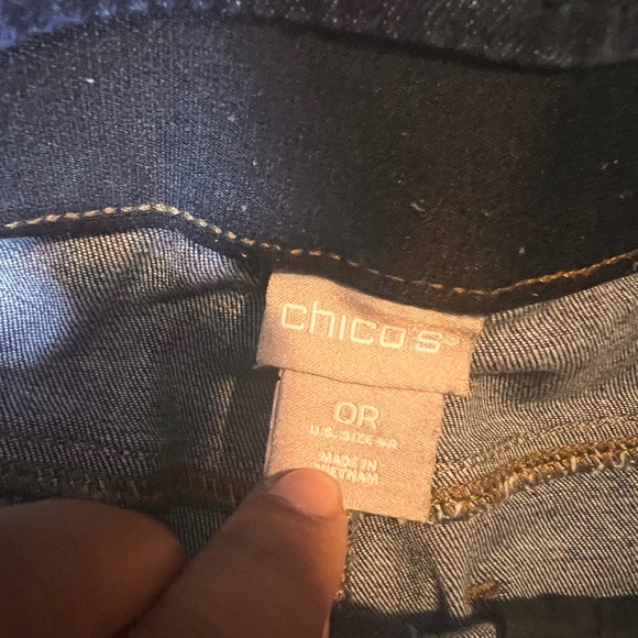 Chicos Jeans Dark Wash Straight Leg Womens Size 0R (US 4) - Picture 2 of 7